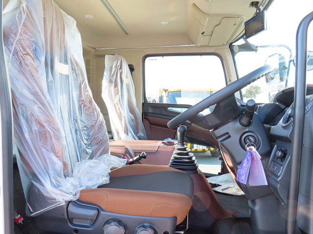 日野レンジャーアルミブロック増トン（6t・8t）[写真19]