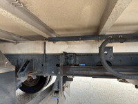 いすゞフォワード冷凍車（冷蔵車）中型（4t）[写真15]