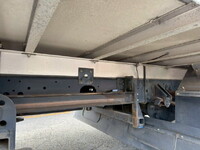 いすゞフォワード冷凍車（冷蔵車）中型（4t）[写真16]