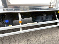 いすゞフォワード冷凍車（冷蔵車）中型（4t）[写真18]