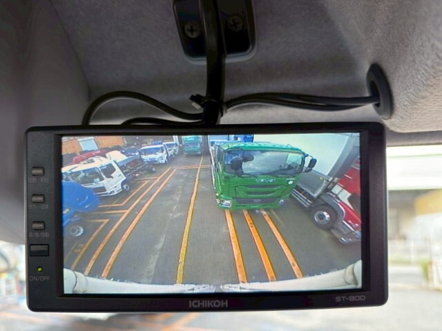 いすゞフォワード冷凍車（冷蔵車）中型（4t）[写真26]