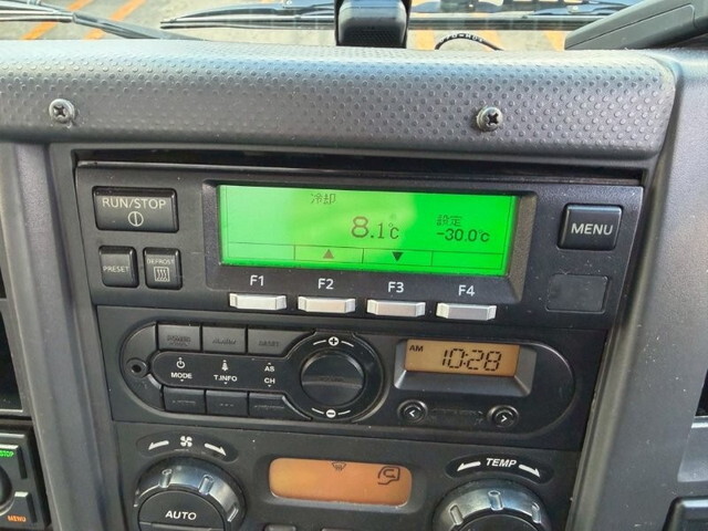 いすゞフォワード冷凍車（冷蔵車）中型（4t）[写真27]