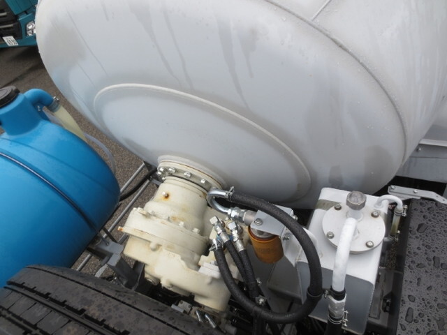 日野レンジャーミキサー車（コンクリートミキサー）増トン（6t・8t）[写真15]