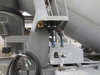 日野レンジャーミキサー車（コンクリートミキサー）増トン（6t・8t）[写真17]