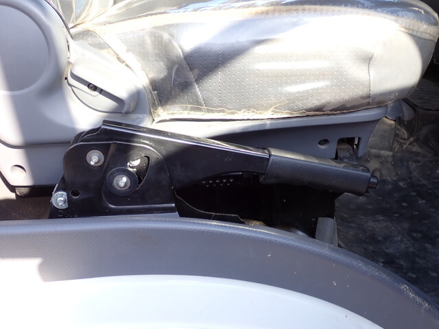 いすゞフォワードダンプ中型（4t）[写真19]