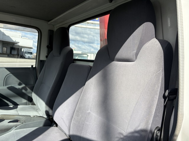 マツダタイタンクレーン3段小型（2t・3t）[写真12]