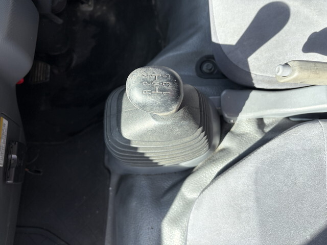 マツダタイタンクレーン3段小型（2t・3t）[写真14]