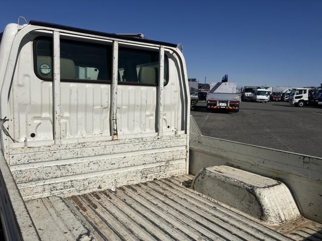 トヨタトヨエースダブルキャブ（Wキャブ）小型（2t・3t）[写真10]