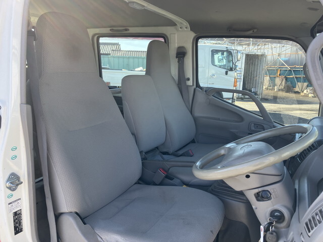 トヨタトヨエースダブルキャブ（Wキャブ）小型（2t・3t）[写真24]