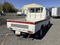 トヨタトヨエースダブルキャブ（Wキャブ）小型（2t・3t）[写真02]