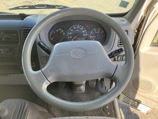 トヨタトヨエースダブルキャブ（Wキャブ）小型（2t・3t）[写真33]