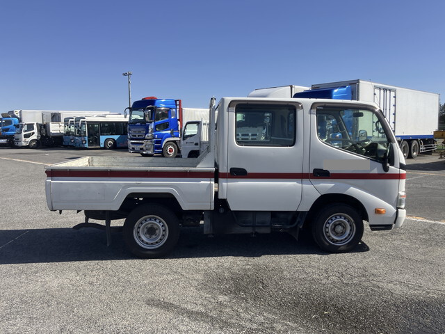 トヨタトヨエースダブルキャブ（Wキャブ）小型（2t・3t）[写真06]