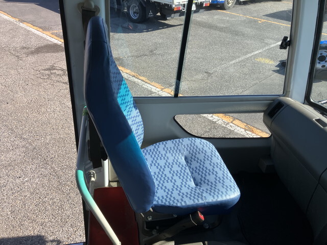 三菱ふそうローザマイクロバス[写真28]