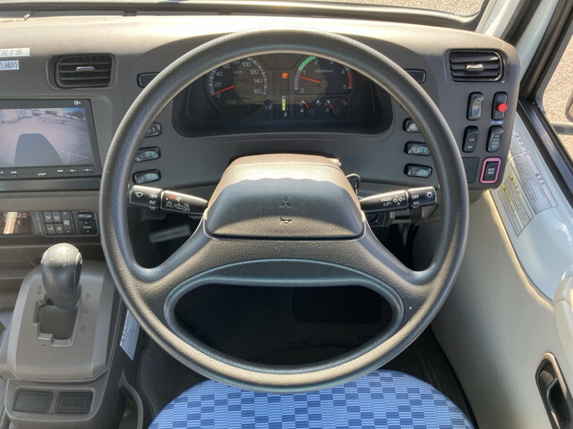 三菱ふそうローザマイクロバス[写真29]