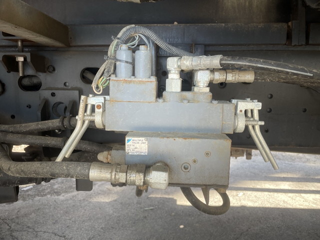 日野レンジャーセーフティクレーン4段中型（4t）[写真20]