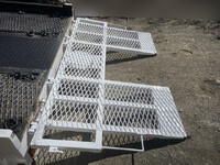 日野レンジャーセーフティクレーン4段中型（4t）[写真10]