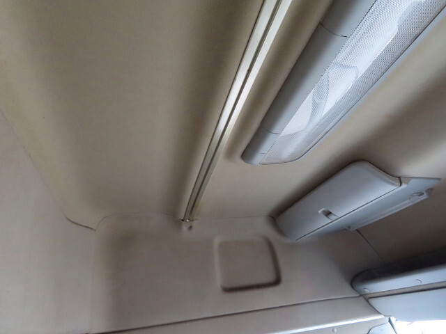 日野プロフィアトレーラーヘッド（トラクターヘッド）大型（10t）[写真23]