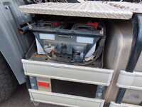 日野プロフィアトレーラーヘッド（トラクターヘッド）大型（10t）[写真31]