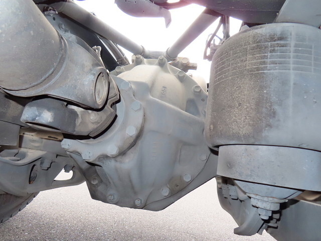 日野プロフィアトレーラーヘッド（トラクターヘッド）大型（10t）[写真07]