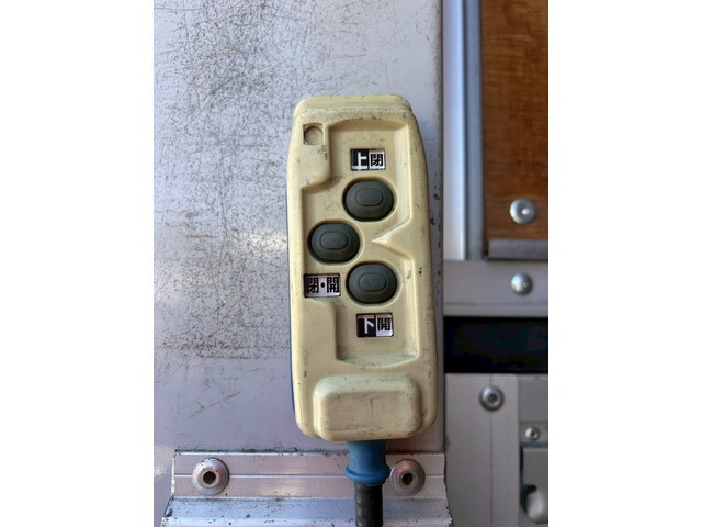 日野レンジャーアルミウイング中型（4t）[写真16]