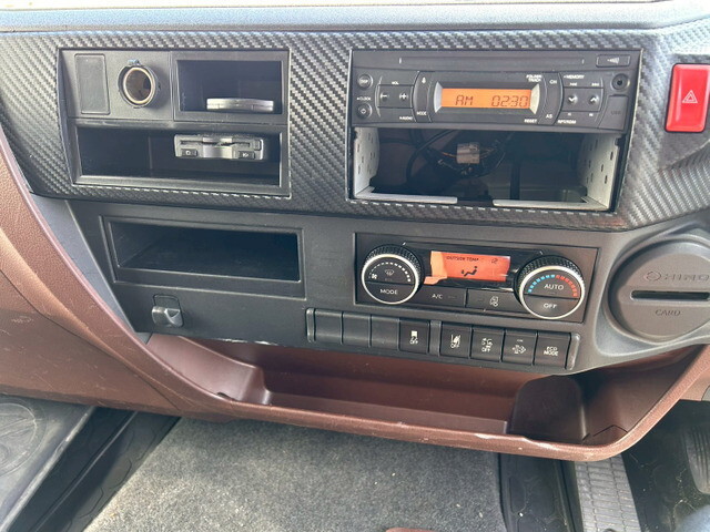 日野レンジャーアルミウイング中型（4t）[写真28]