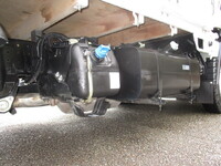 三菱ふそうキャンター平ボディ小型（2t・3t）[写真12]