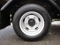 三菱ふそうキャンター平ボディ小型（2t・3t）[写真13]