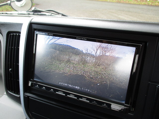 三菱ふそうキャンター平ボディ小型（2t・3t）[写真21]