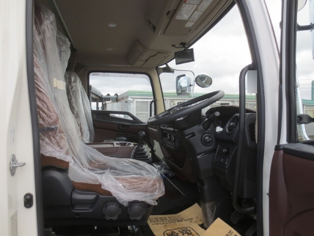 日野レンジャー冷凍車（冷蔵車）中型（4t）[写真19]