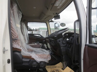 日野レンジャー冷凍車（冷蔵車）中型（4t）[写真20]