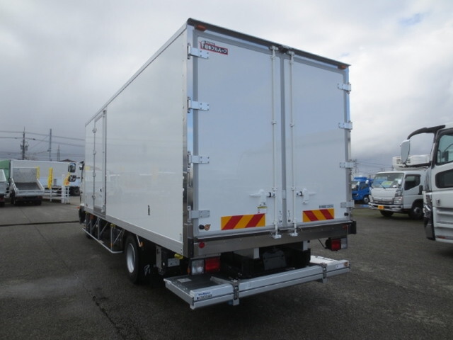 日野レンジャー冷凍車（冷蔵車）中型（4t）[写真02]