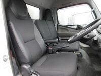 三菱ふそうキャンターアルミバン小型（2t・3t）[写真12]