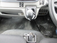 三菱ふそうキャンターアルミバン小型（2t・3t）[写真14]