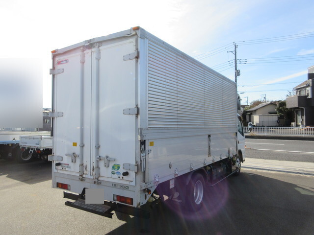 三菱ふそうキャンターアルミウイング小型（2t・3t）[写真04]