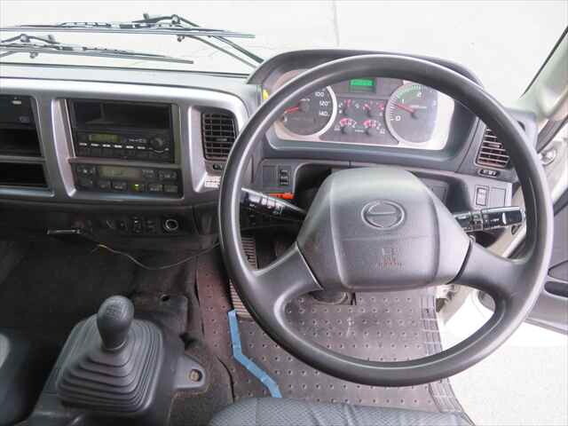 日野レンジャークレーン付増トン（6t・8t）[写真21]