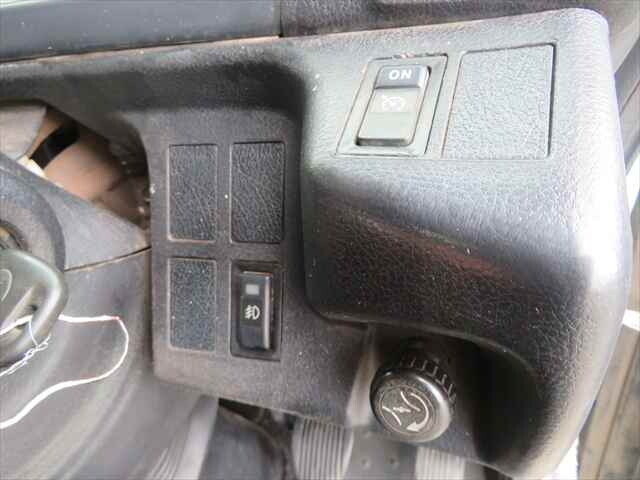 日野レンジャークレーン付増トン（6t・8t）[写真23]