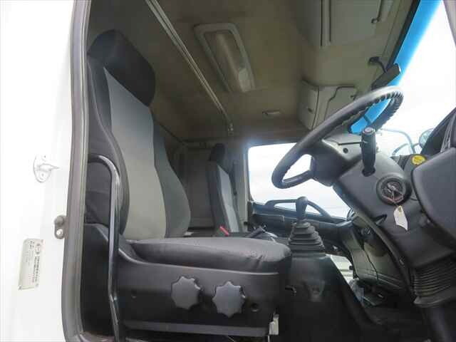 日野レンジャークレーン付増トン（6t・8t）[写真32]