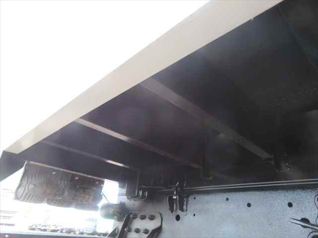 日野レンジャークレーン付増トン（6t・8t）[写真37]