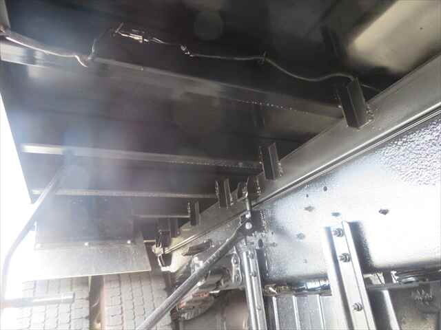 日野レンジャークレーン付増トン（6t・8t）[写真39]