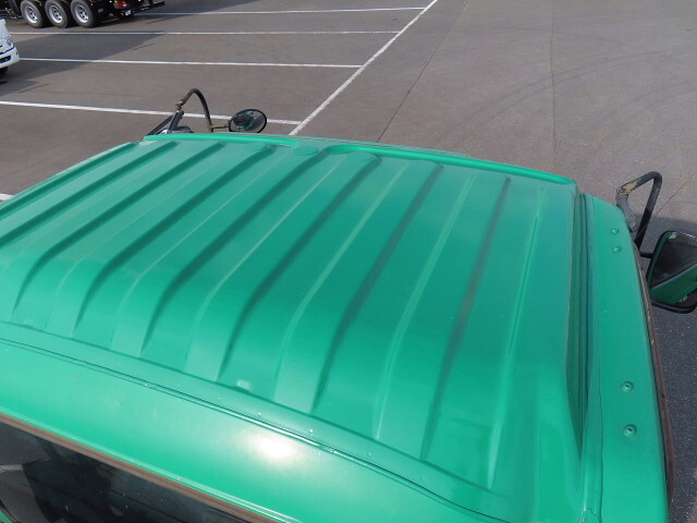 いすゞフォワードコンテナ専用車中型（4t）[写真32]