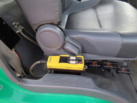 いすゞフォワードコンテナ専用車中型（4t）[写真35]