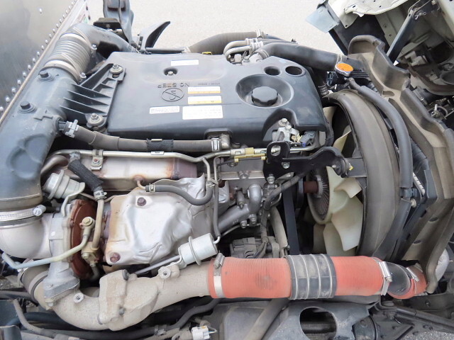 いすゞエルフアルミバン小型（2t・3t）[写真15]