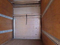 いすゞエルフアルミバン小型（2t・3t）[写真32]