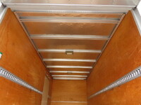 いすゞエルフアルミバン小型（2t・3t）[写真37]