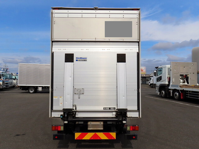 いすゞエルフアルミバン小型（2t・3t）[写真05]