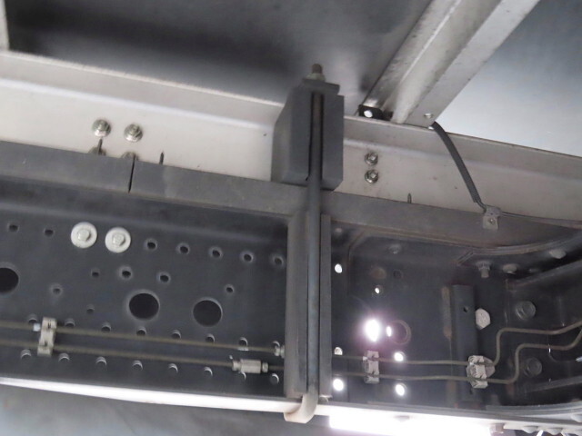 いすゞフォワード冷凍車（冷蔵車）中型（4t）[写真10]