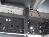 いすゞフォワード冷凍車（冷蔵車）中型（4t）[写真11]