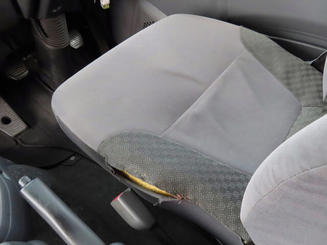 いすゞフォワード冷凍車（冷蔵車）中型（4t）[写真25]