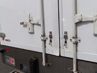 いすゞフォワード冷凍車（冷蔵車）中型（4t）[写真31]