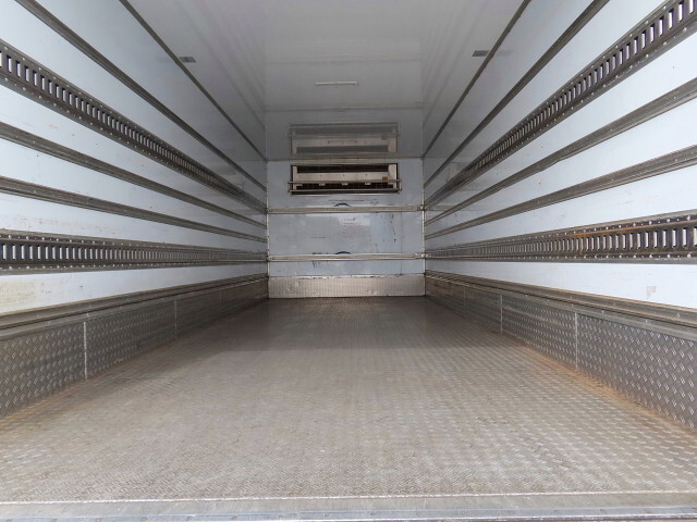 いすゞフォワード冷凍車（冷蔵車）中型（4t）[写真36]